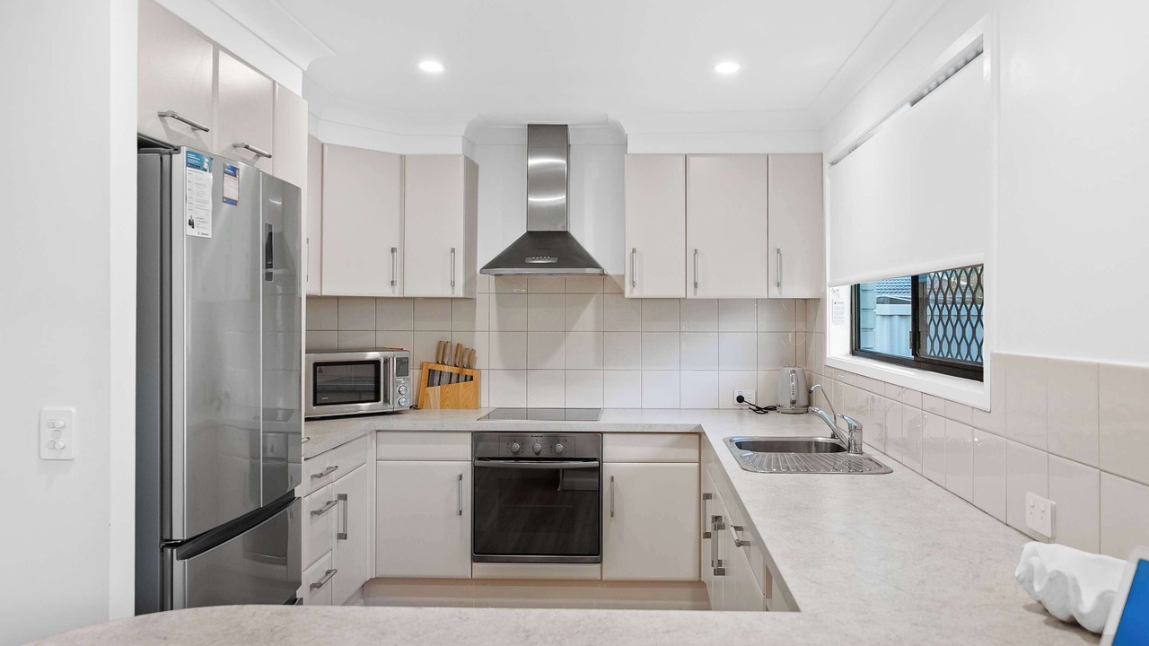 Photo of Kitchen in Mermaid Waters