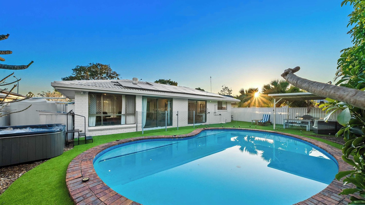 Photo of Outdoor in Mermaid Waters