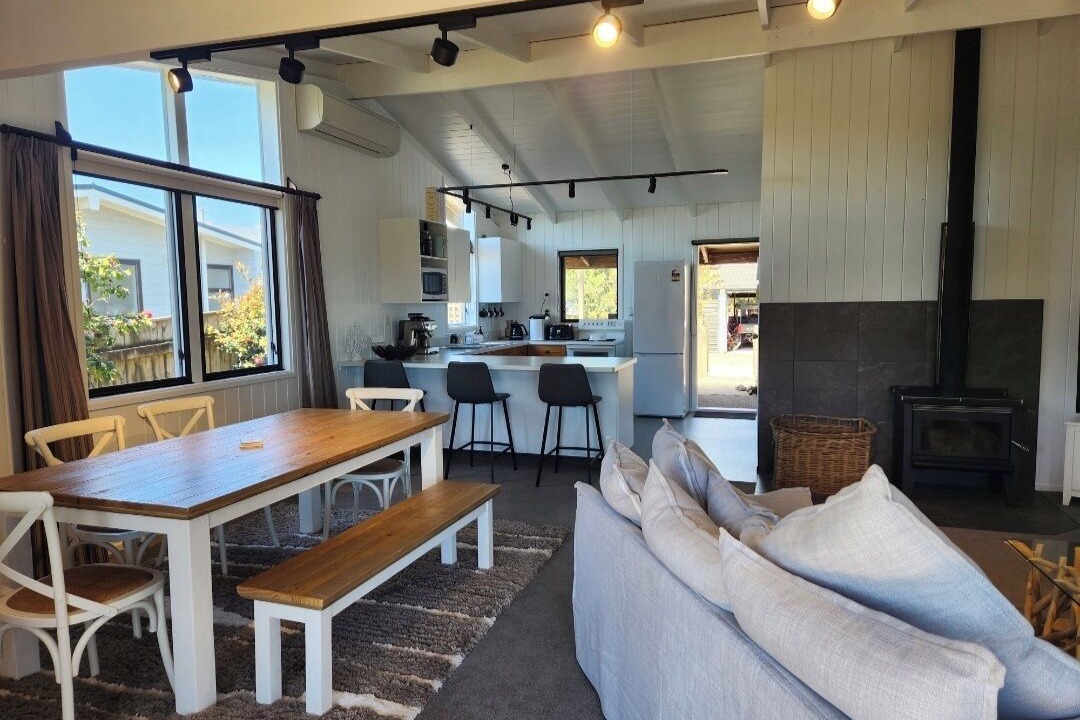 Photo of Livingroom in Waikawa Beach