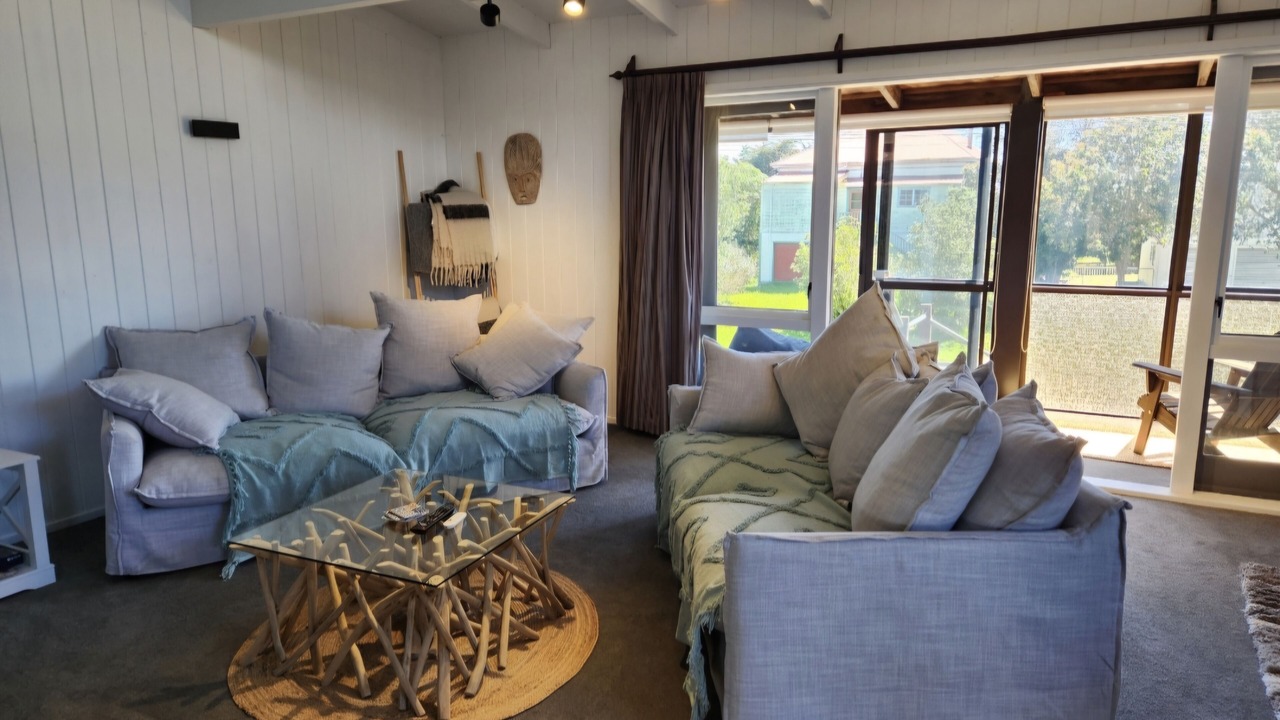 Photo of Livingroom in Waikawa Beach