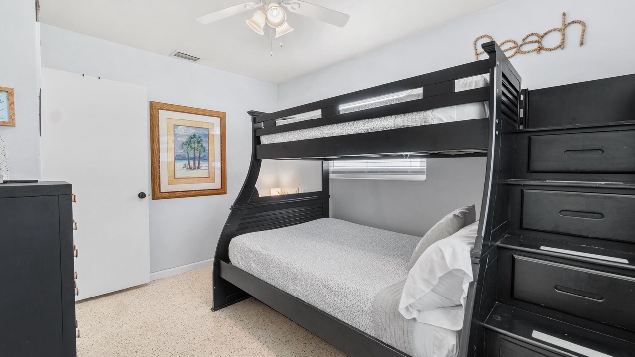 Photo of Bedroom in South Pinellas Community Council