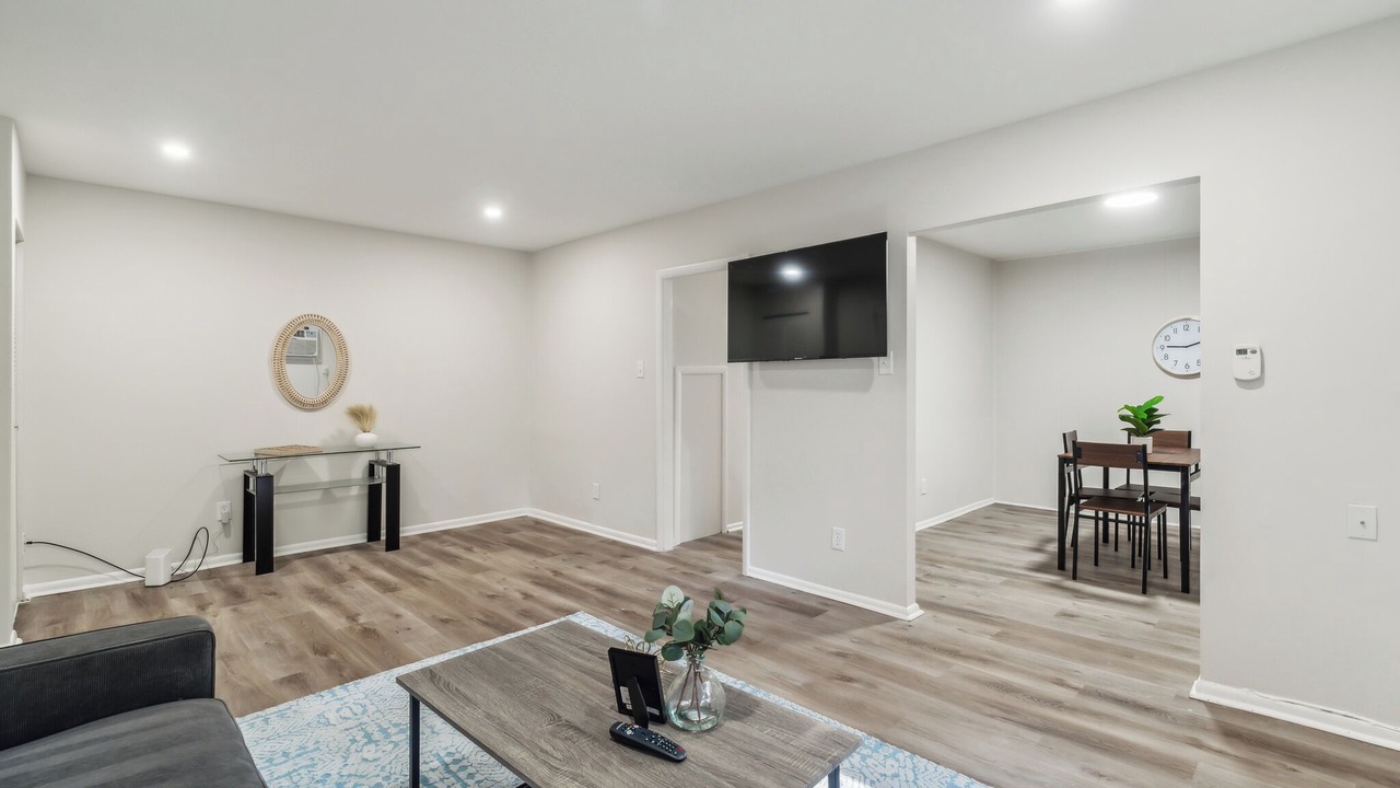 Photo of Livingroom in Newark
