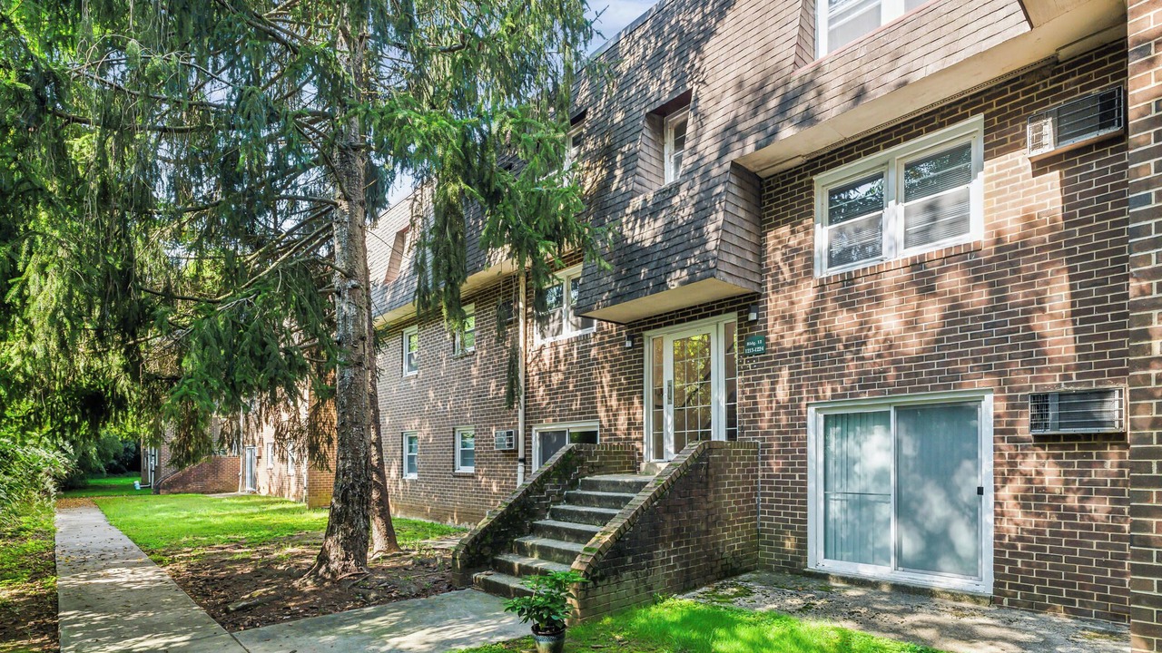 Photo of Outdoor in Newark