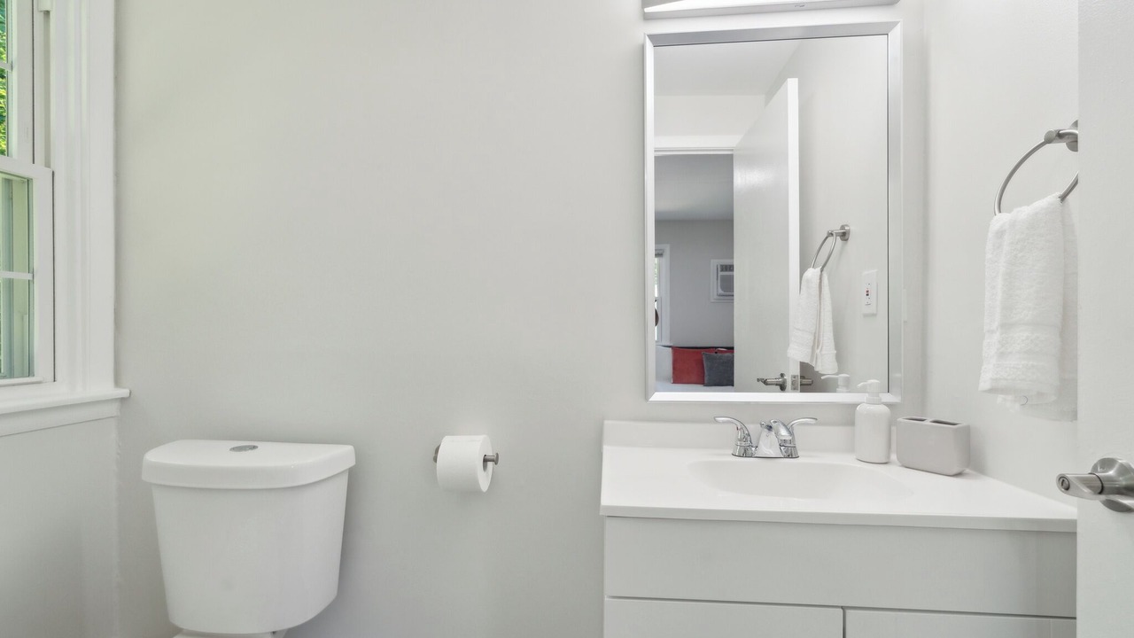 Photo of Bathroom in Newark