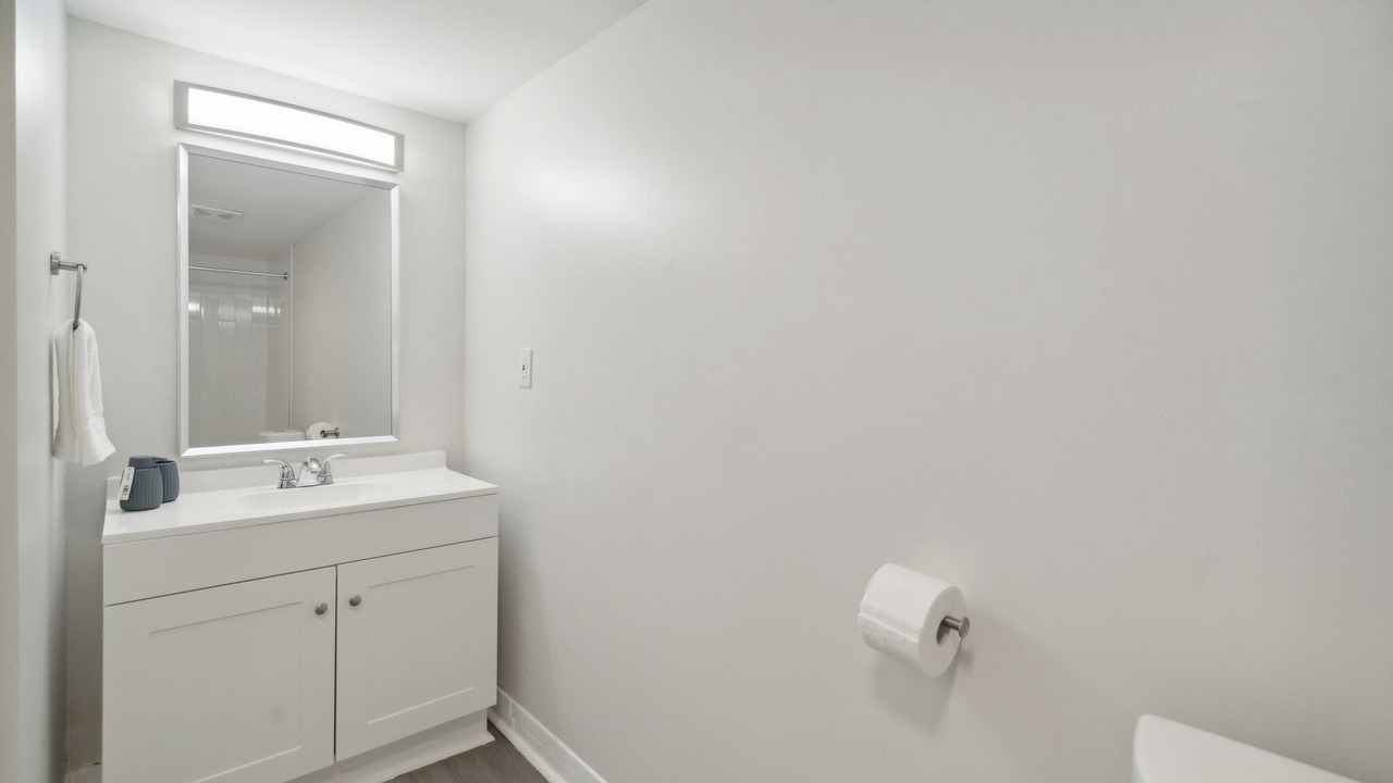 Photo of Bathroom in Newark