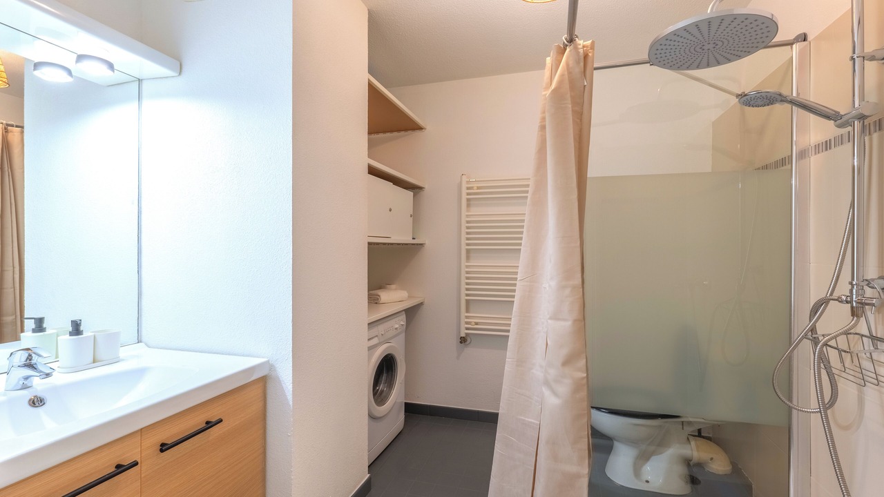 Photo of Bathroom in Grand Clement