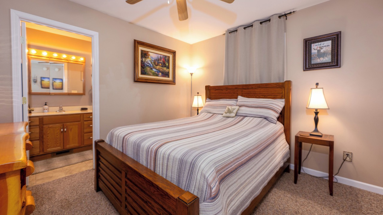 Photo of Bedroom in Marble