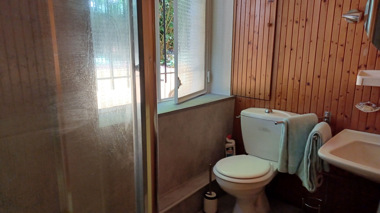 Photo of Bathroom in Buxerolles