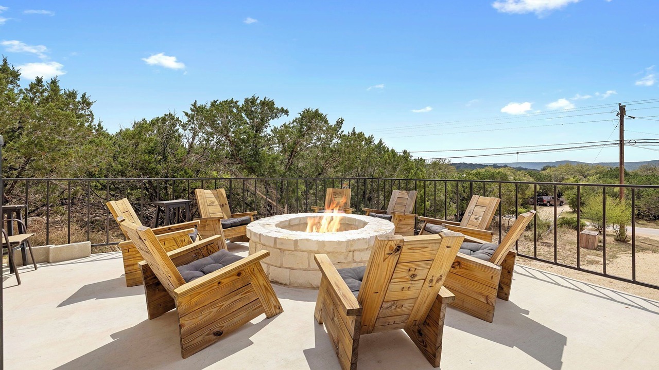 Photo of Patio Balcony in Concan