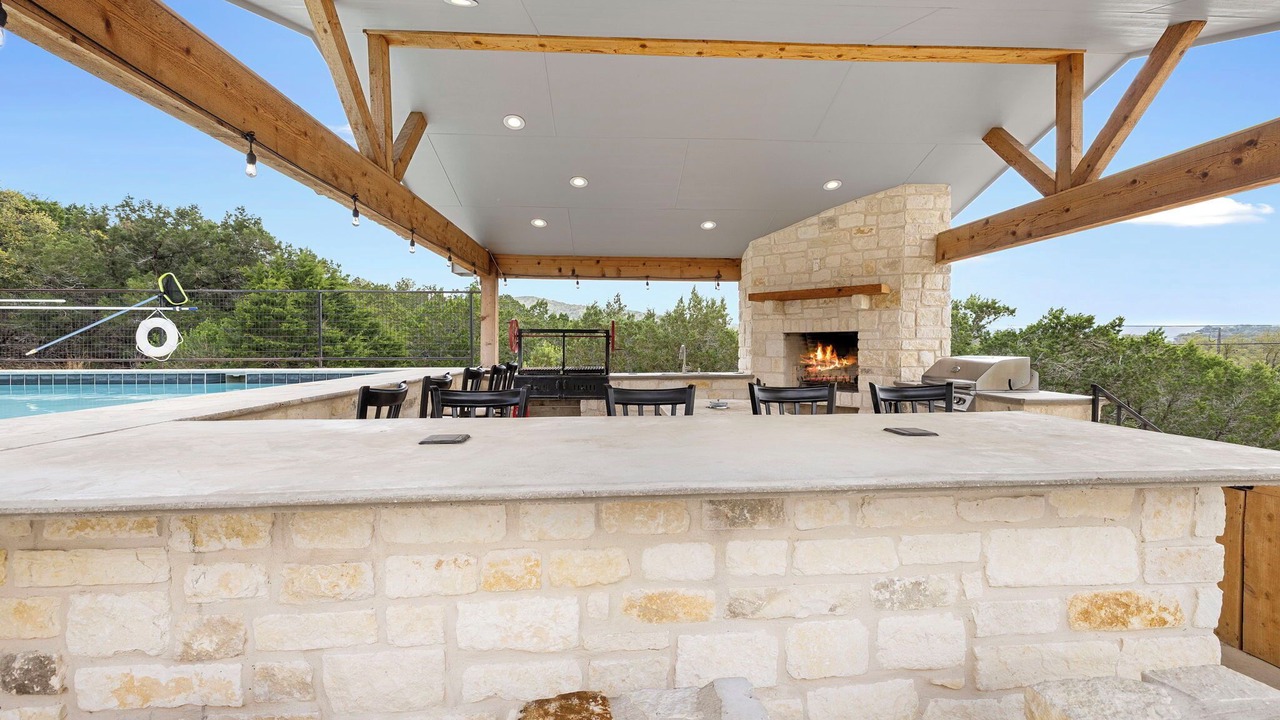 Photo of Outdoor in Concan