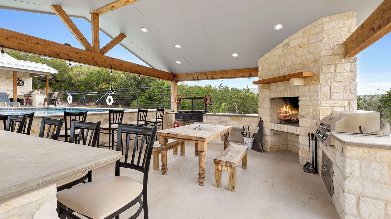 Photo of Outdoor in Concan