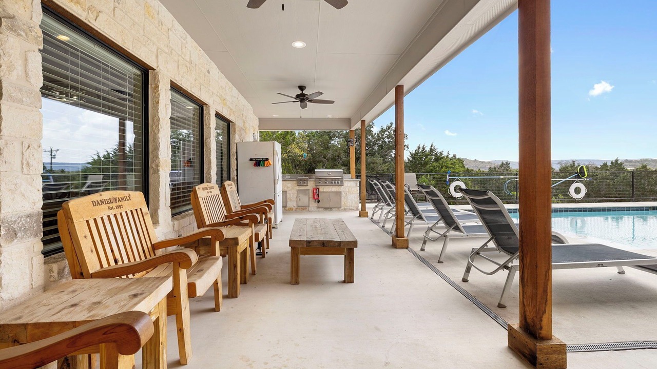 Photo of Outdoor in Concan
