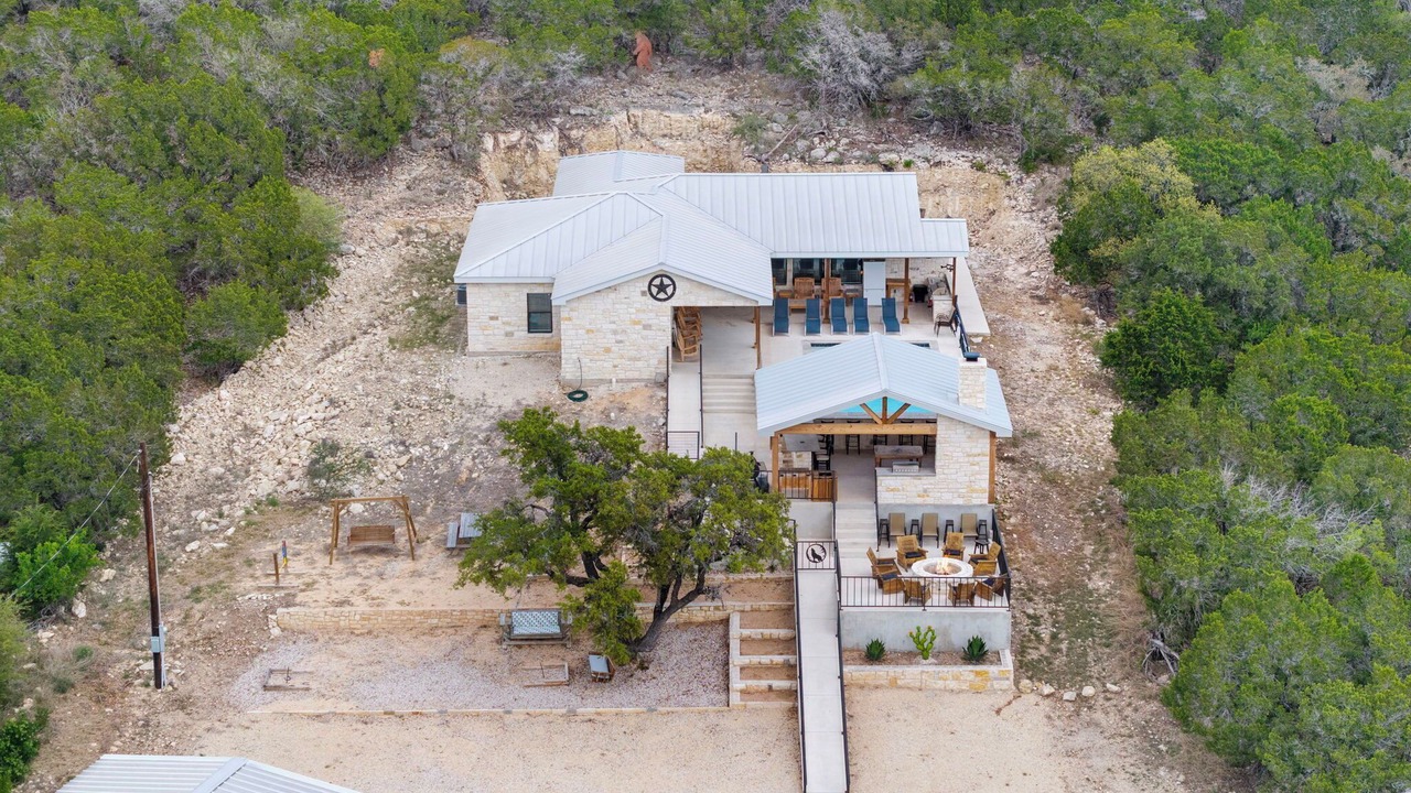 Photo of Outdoor in Concan