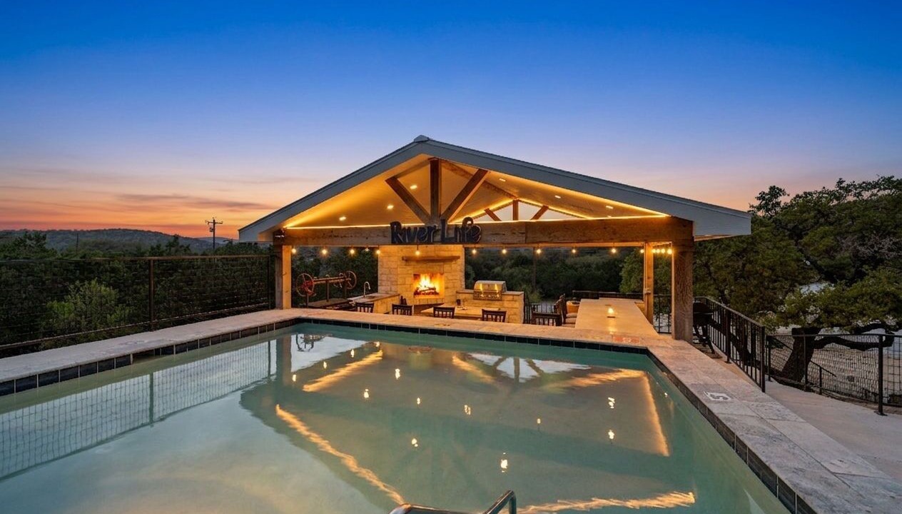 Photo of Outdoor in Concan