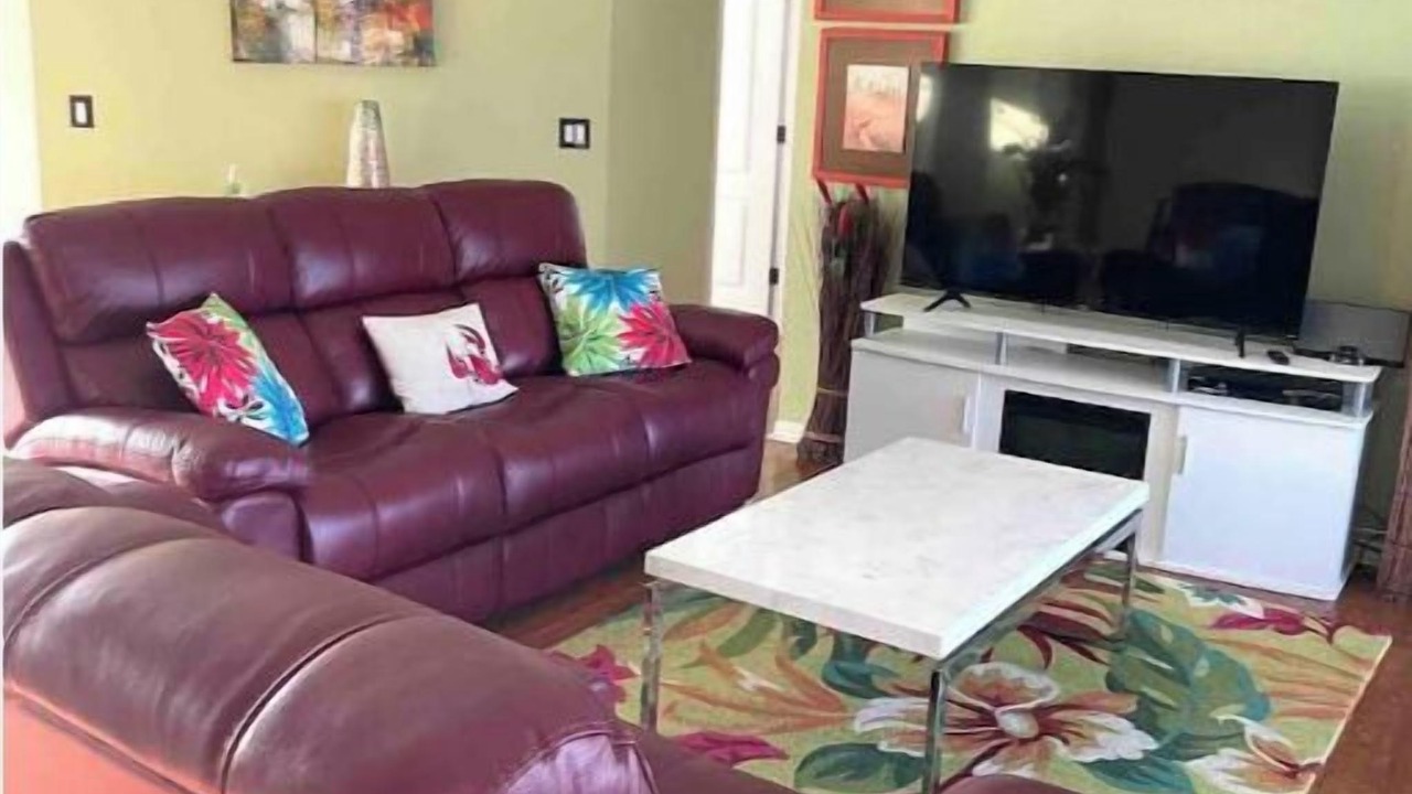 Photo of Livingroom in Pine Valley