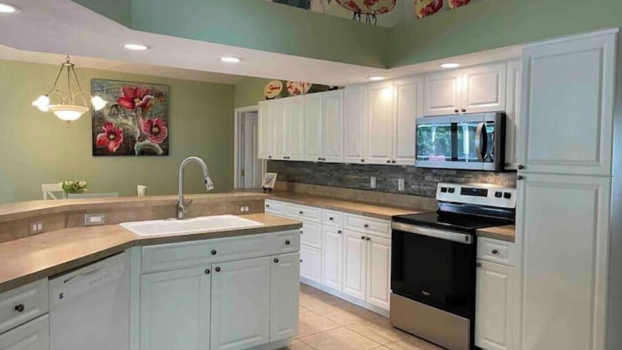 Photo of Kitchen in Pine Valley