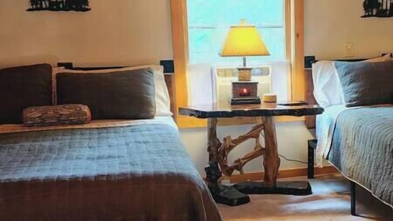 Photo of Others in Chase