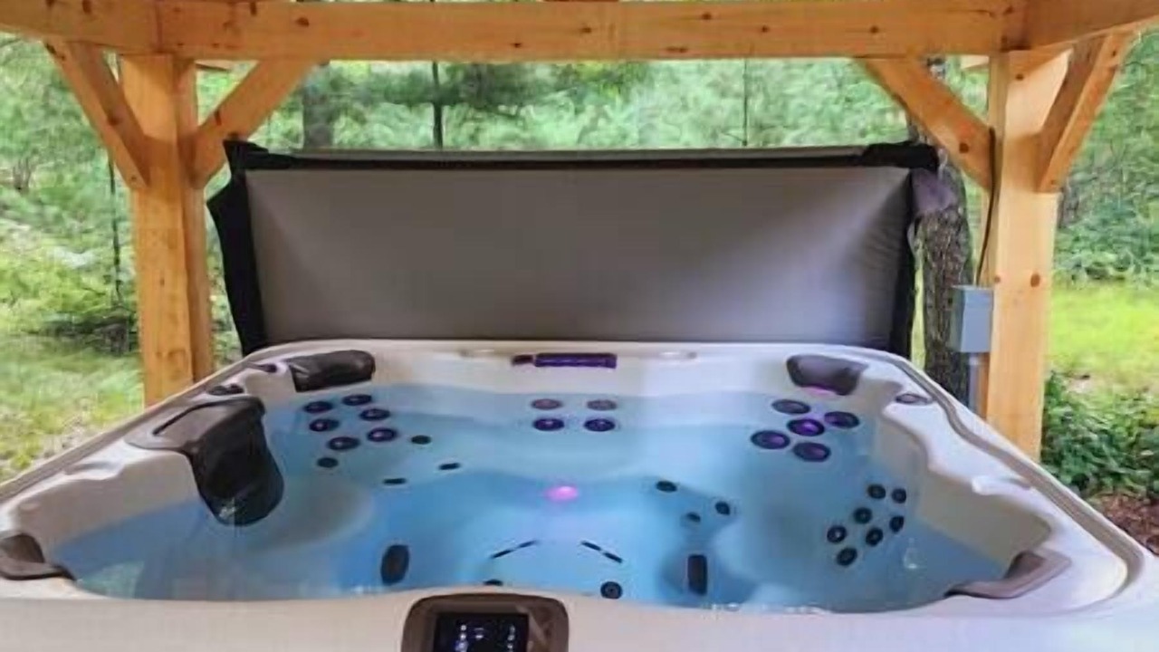 Photo of Others in Chase