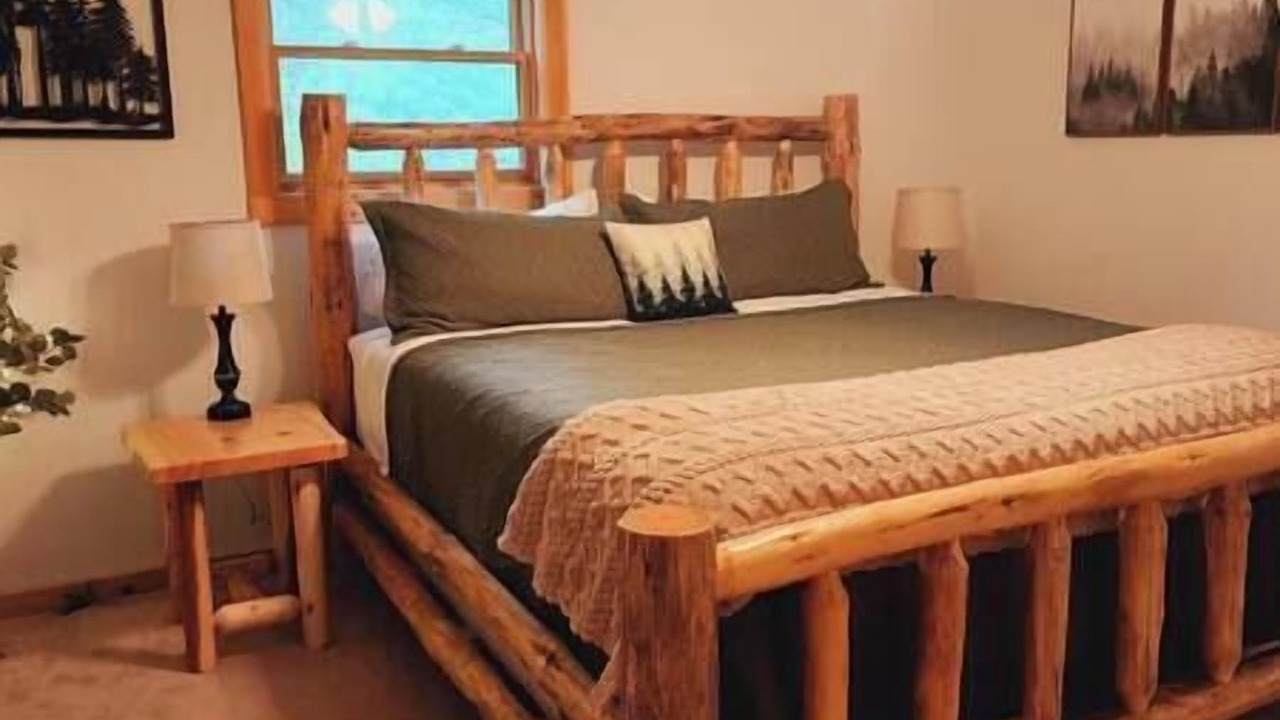 Photo of Others in Chase