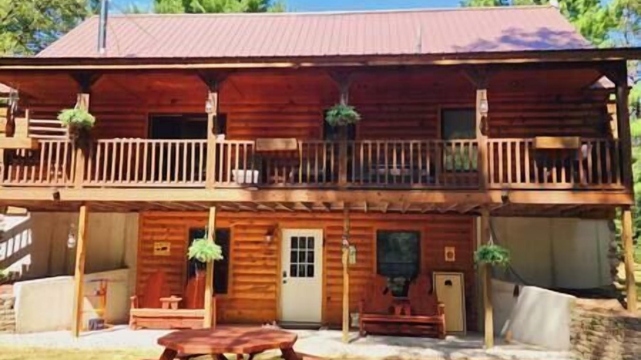 Photo of Others in Chase