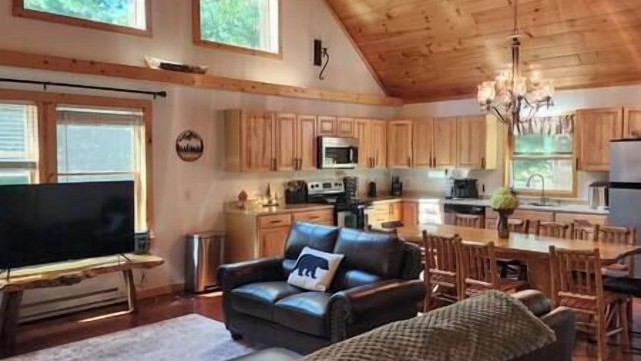 Photo of Others in Chase