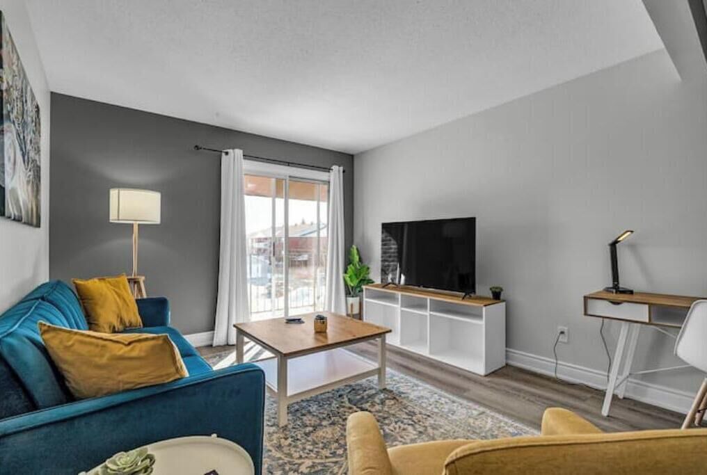 Photo of Livingroom in Long Sault