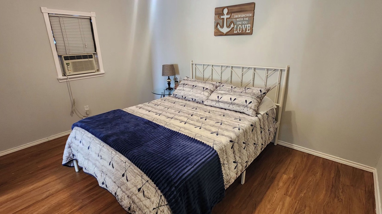 Photo of Bedroom in Willis