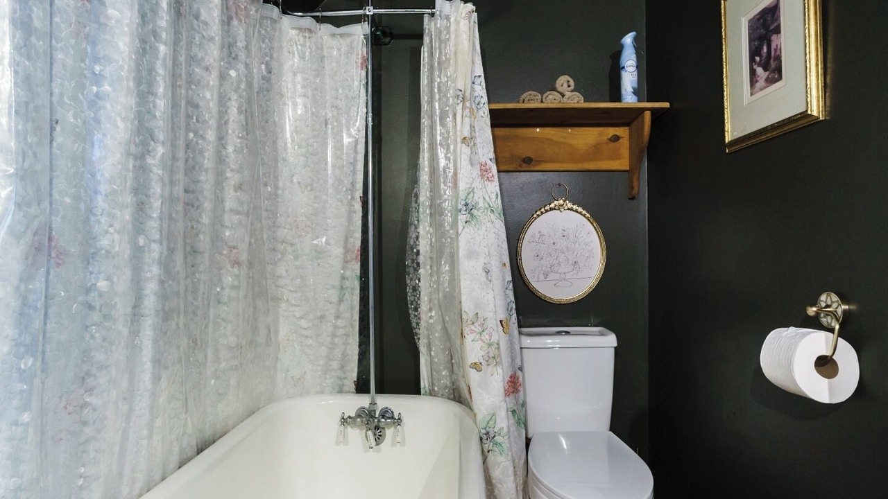 Photo of Bathroom in Gormley