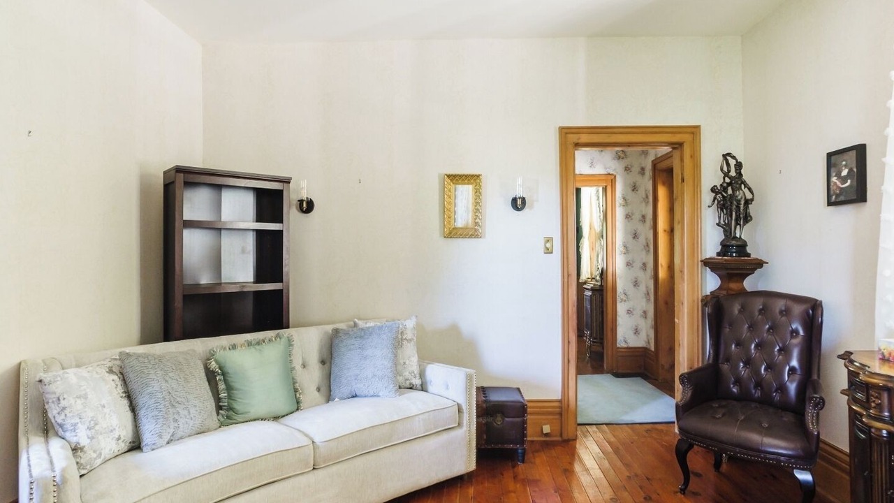 Photo of Livingroom in Gormley