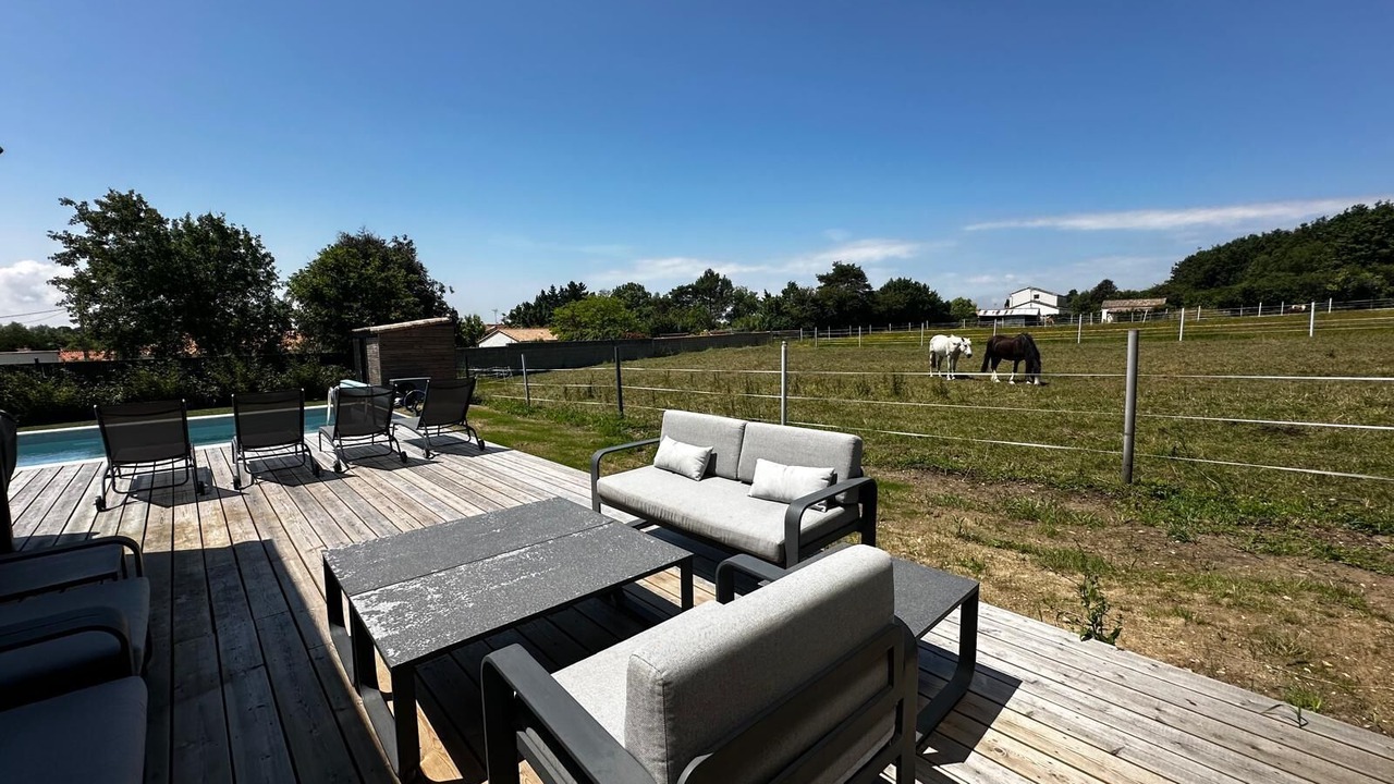 Photo of Patio Balcony in Villeneuve-en-Retz