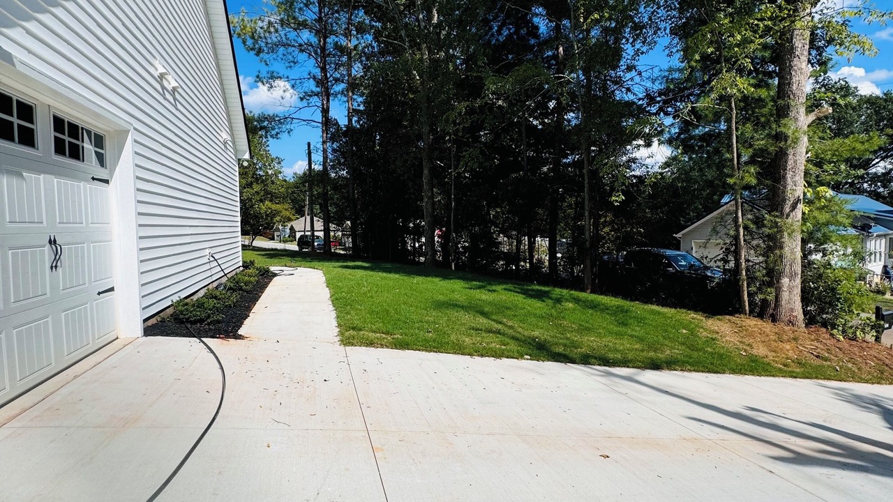 Photo of Outdoor in Central