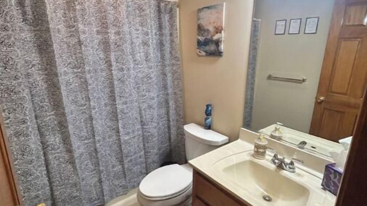 Photo of Bathroom in Glen Ellyn