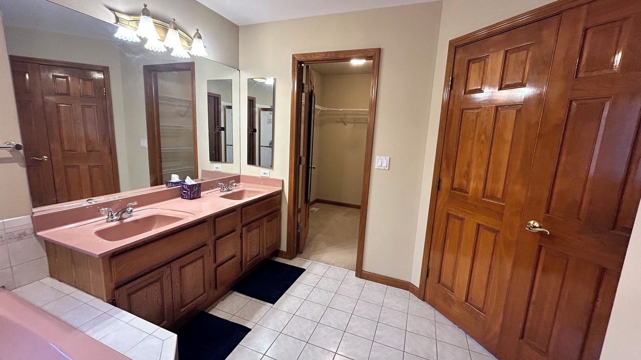 Photo of Bathroom in Glen Ellyn