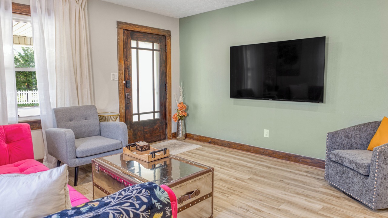 Photo of Livingroom in Centerville