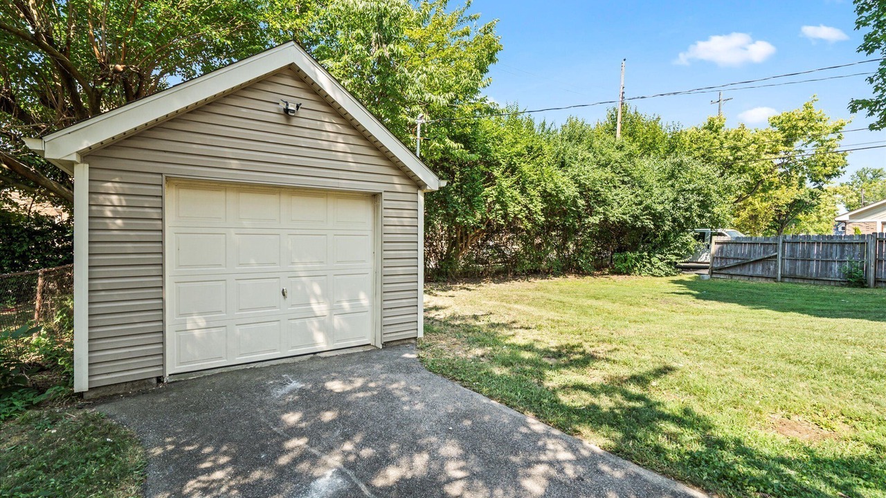 Photo of Outdoor in Centerville