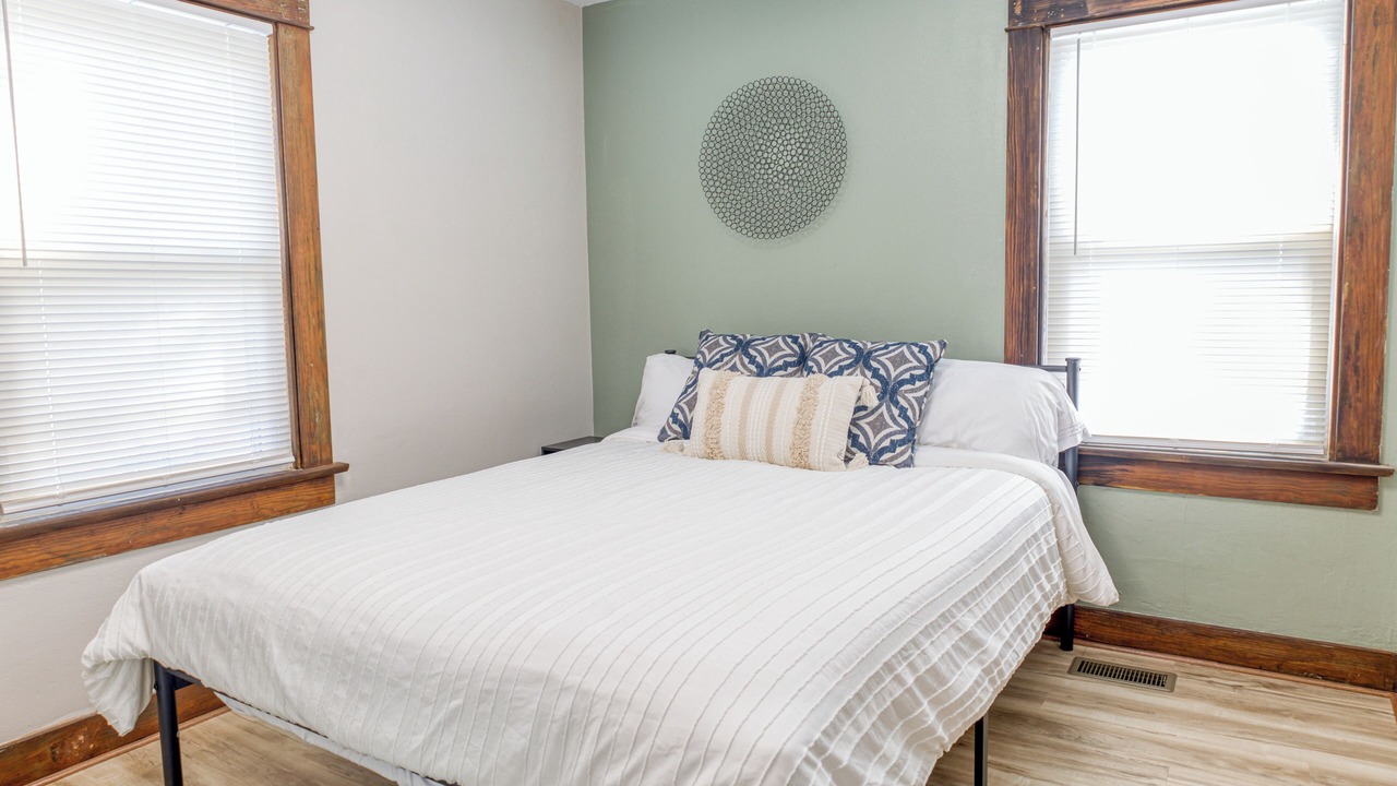 Photo of Bedroom in Centerville