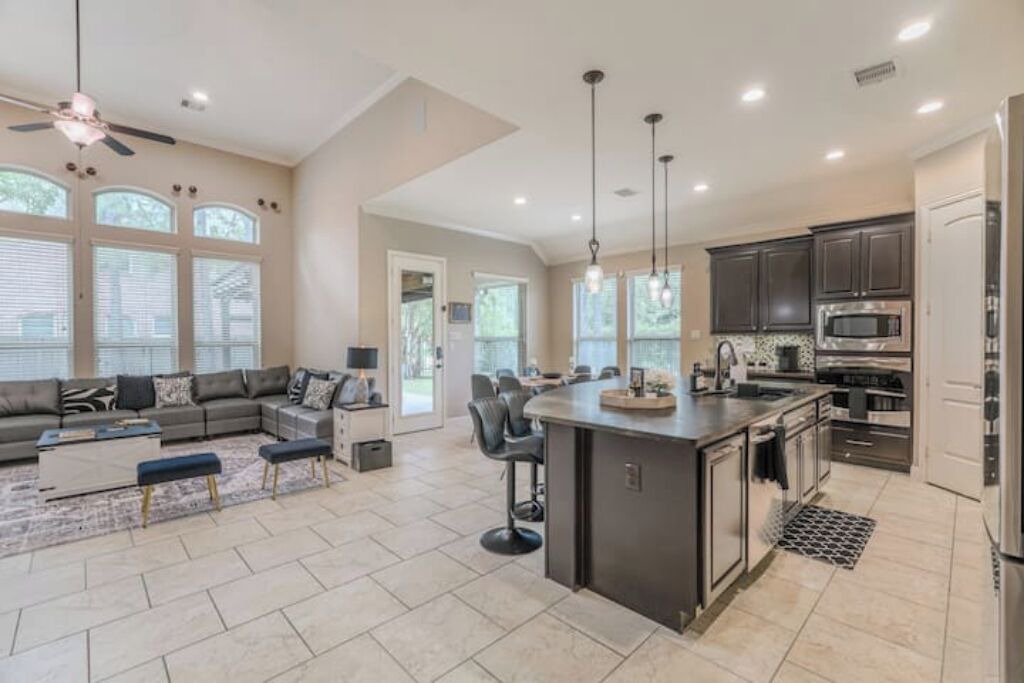 Photo of Kitchen in Spring
