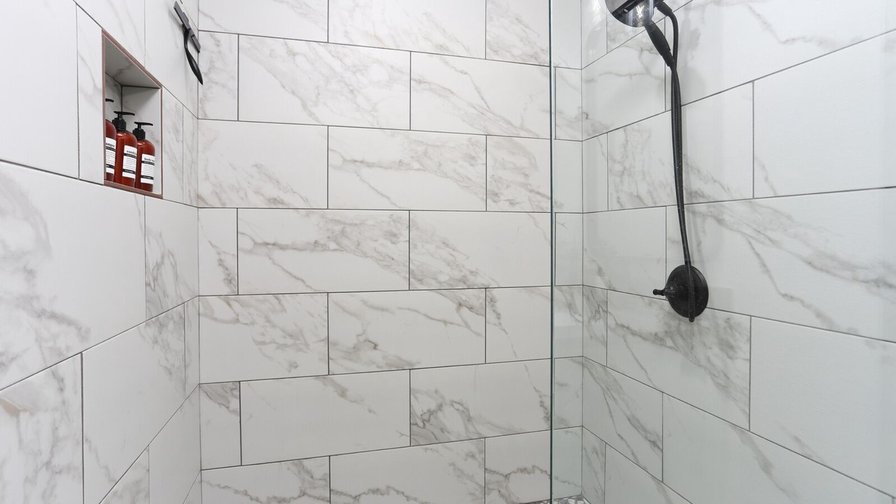 Photo of Bathroom in Oak Park - Northwood