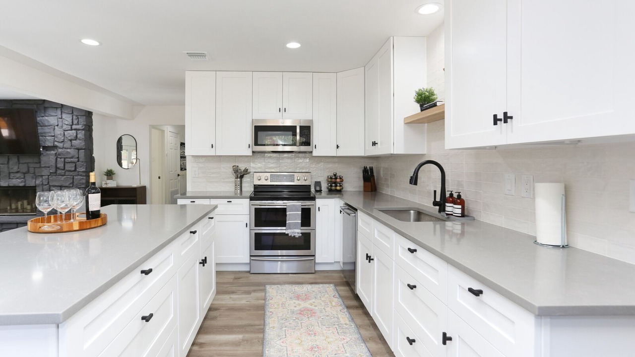 Photo of Kitchen in Oak Park - Northwood