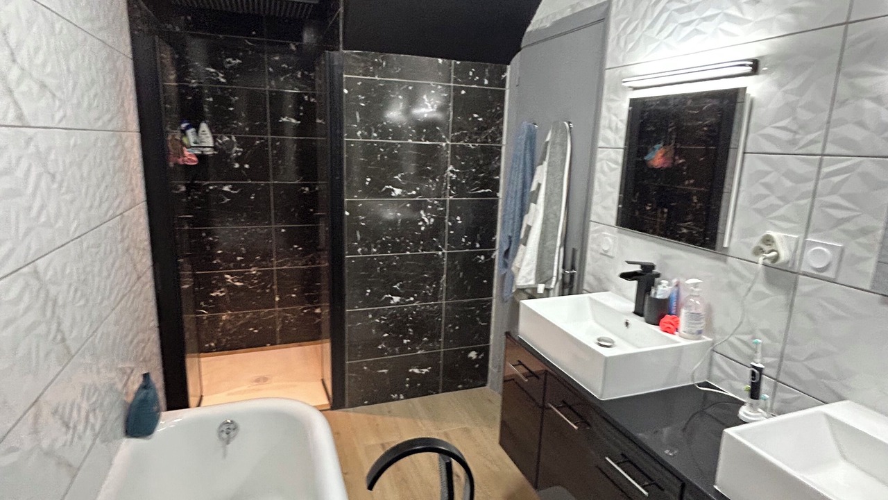 Photo of Bathroom in Aussillon