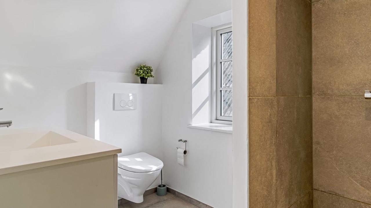 Photo of Bathroom in Gram