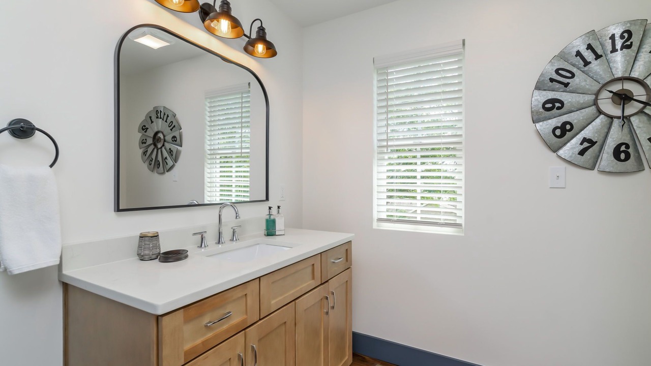 Photo of Bathroom in Powell