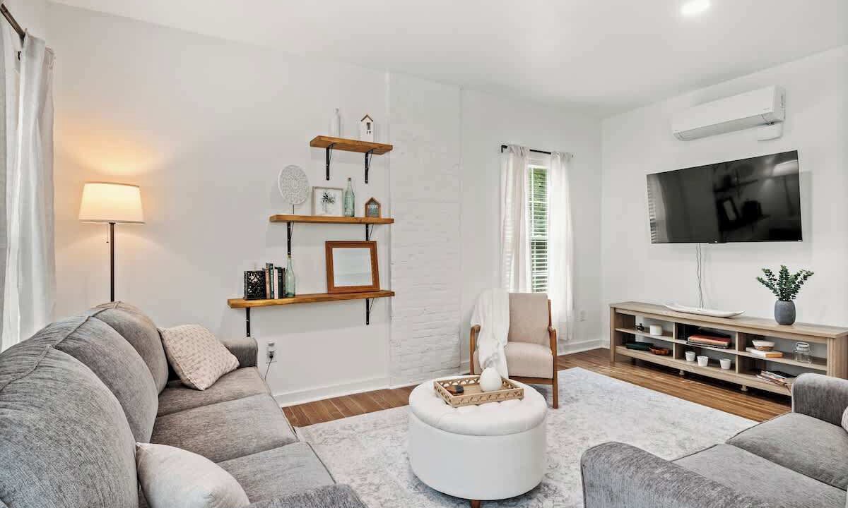 Photo of Bedroom in Corn Hill