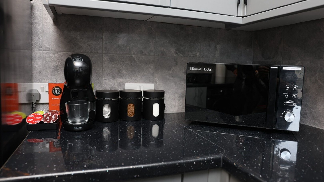 Photo of Others in Mayesbrook