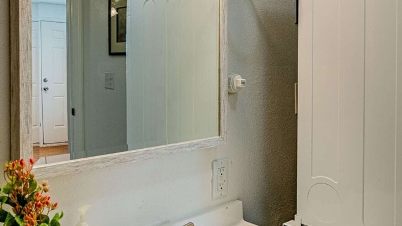 Photo of Bathroom in University Heights