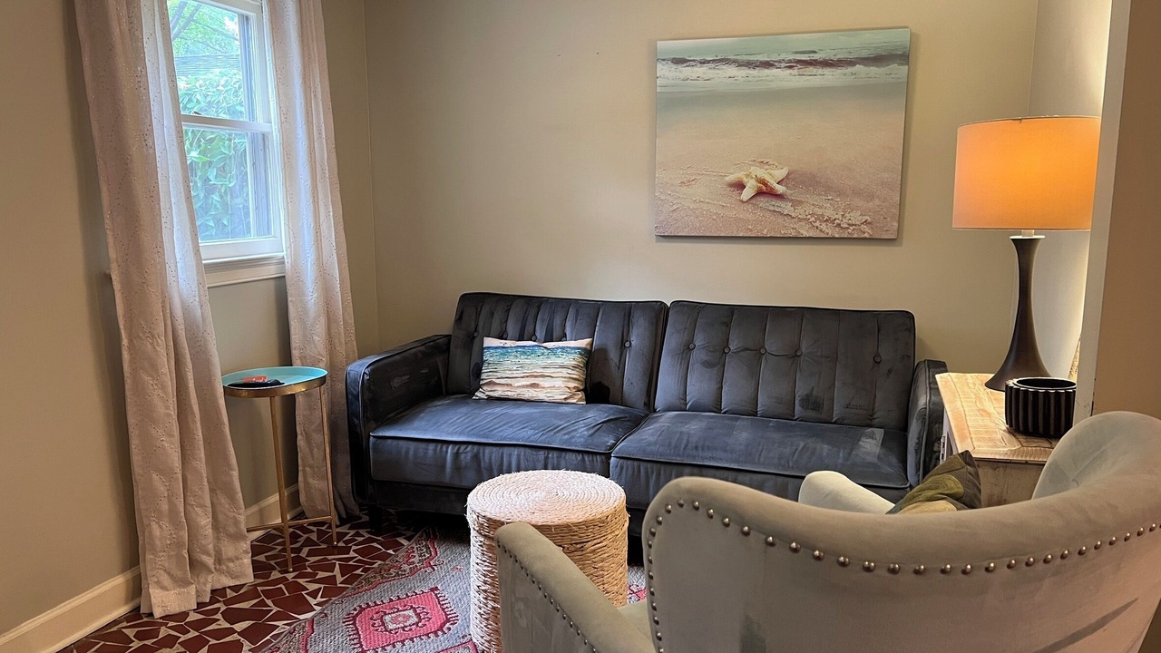 Photo of Livingroom in Central Gardens