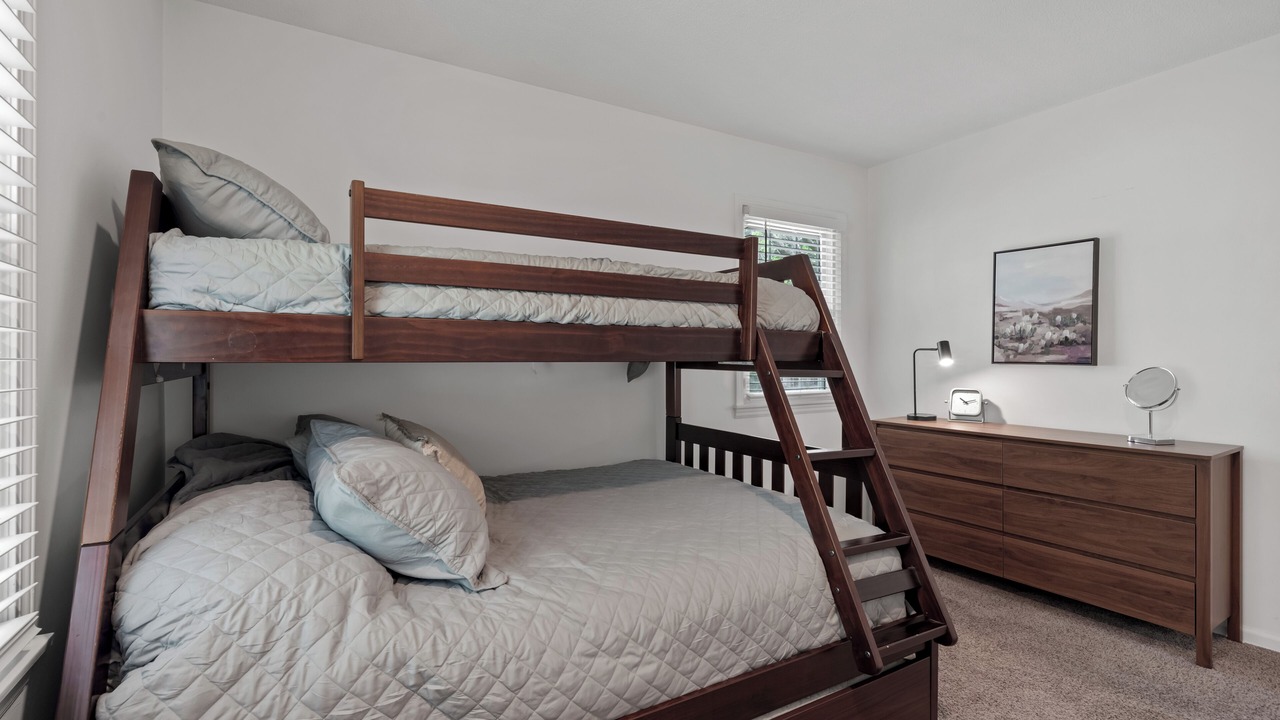 Photo of Bedroom in South Kansas City