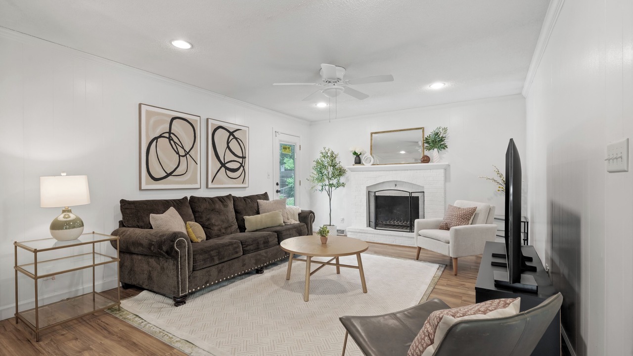 Photo of Livingroom in South Kansas City