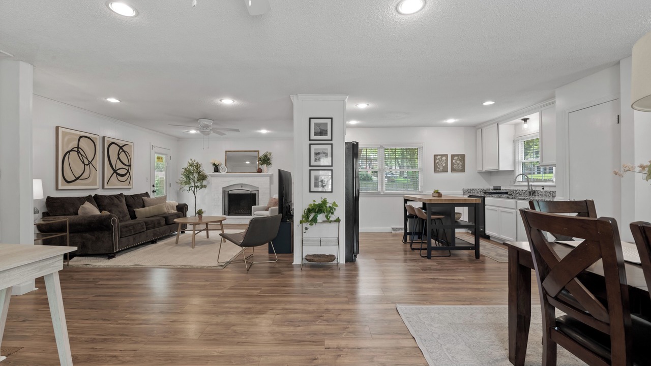 Photo of Livingroom in South Kansas City