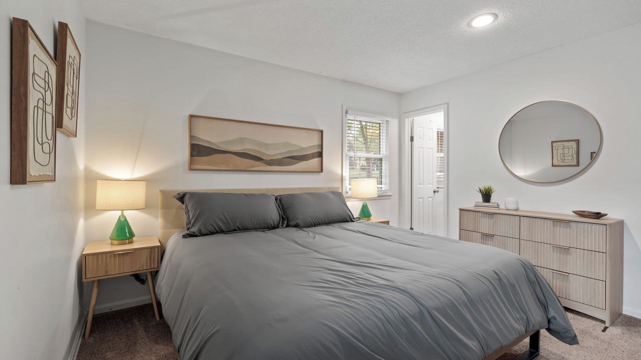 Photo of Bedroom in South Kansas City